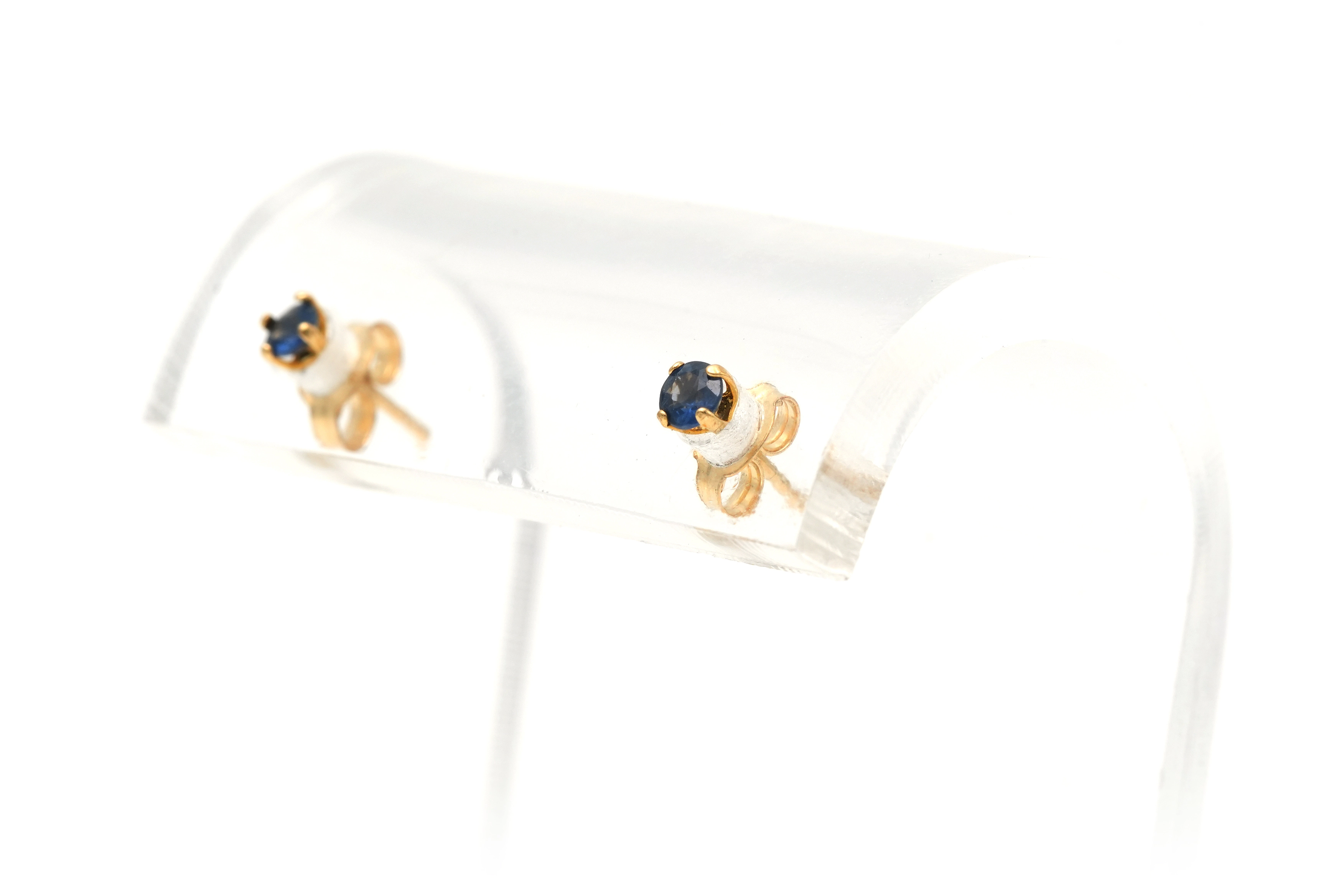 Boucles d'oreilles contemporaines en or jaune 18 carats serties de saphirs - 4