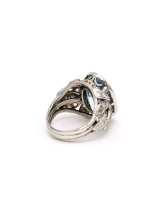Bague Art Déco en or blanc 18 carats et platine sertie d'une spinelle de synthèse et de diamants "taille" rose - - 5