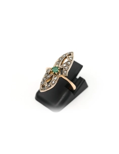 Bague Art Nouveau en or jaune 18 carats sertie d'une émeraude et de diamants "taille" rose - 2