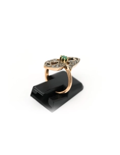 Bague Art Nouveau en or jaune 18 carats sertie d'une émeraude et de diamants "taille" rose - 5