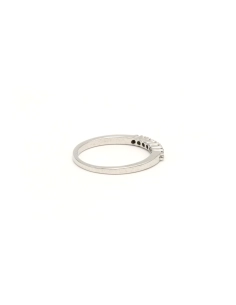 Alliance demi-américaine contemporaine en or blanc 9 carats sertie de diamants - 5