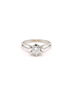 Bague Années 80 en or blanc 18 carats sertie d'un diamant (0.65 ct) - 1