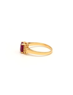 Bague contemporaine en or jaune 18 carats sertie d'un rubis et de diamants "taille" brillant (+-0.07ct) - 3