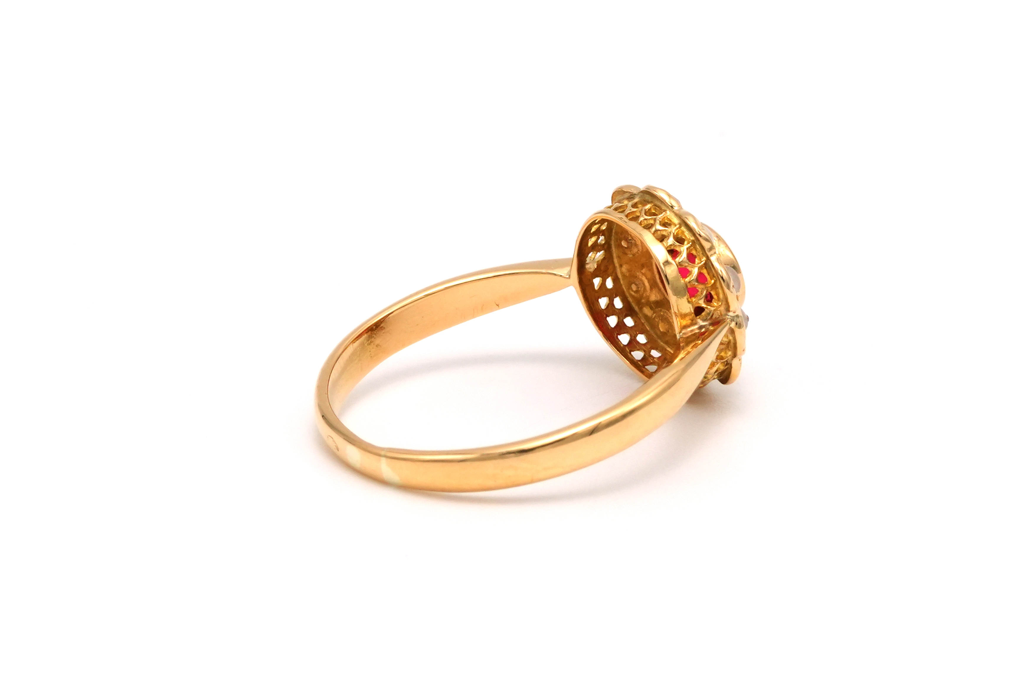 Bague Art Déco en or jaune 18 carats sertie de perles et d'un rubis de synthèse - 5