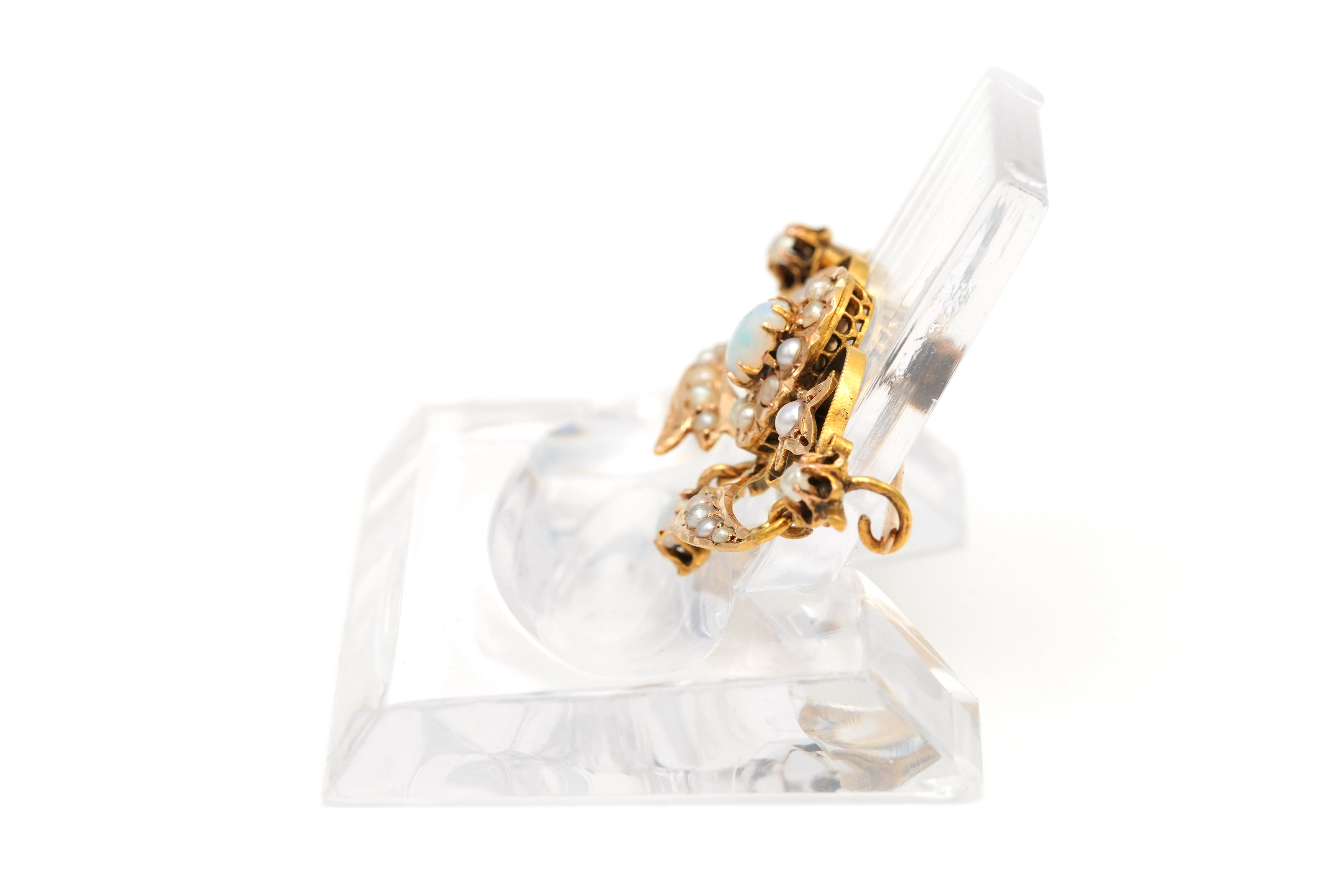 Broche Art Nouveau en or jaune 18 carats sertie d'opales et de perles - 5