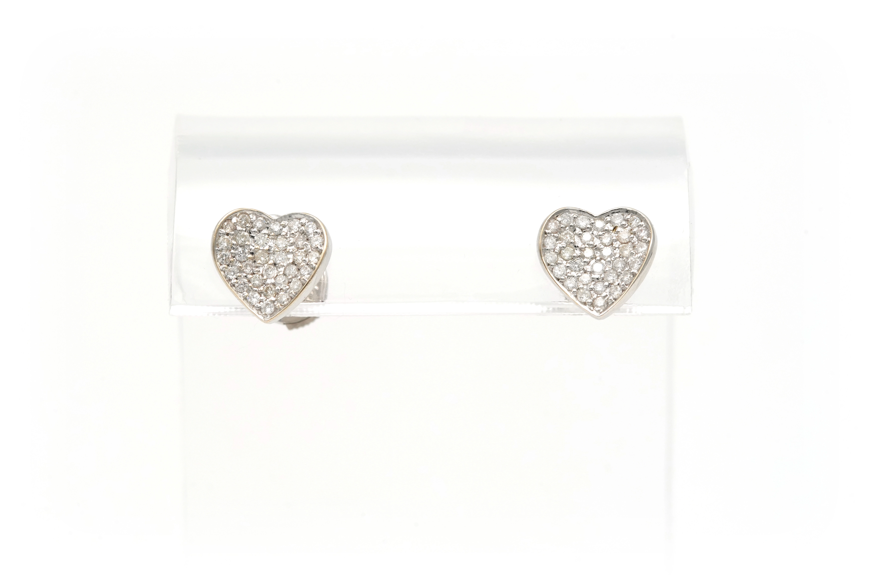 Boucles d'oreilles contemporaines en or blanc 18 carats serties de diamants "taille" brillant (+-0.31ct) - 3