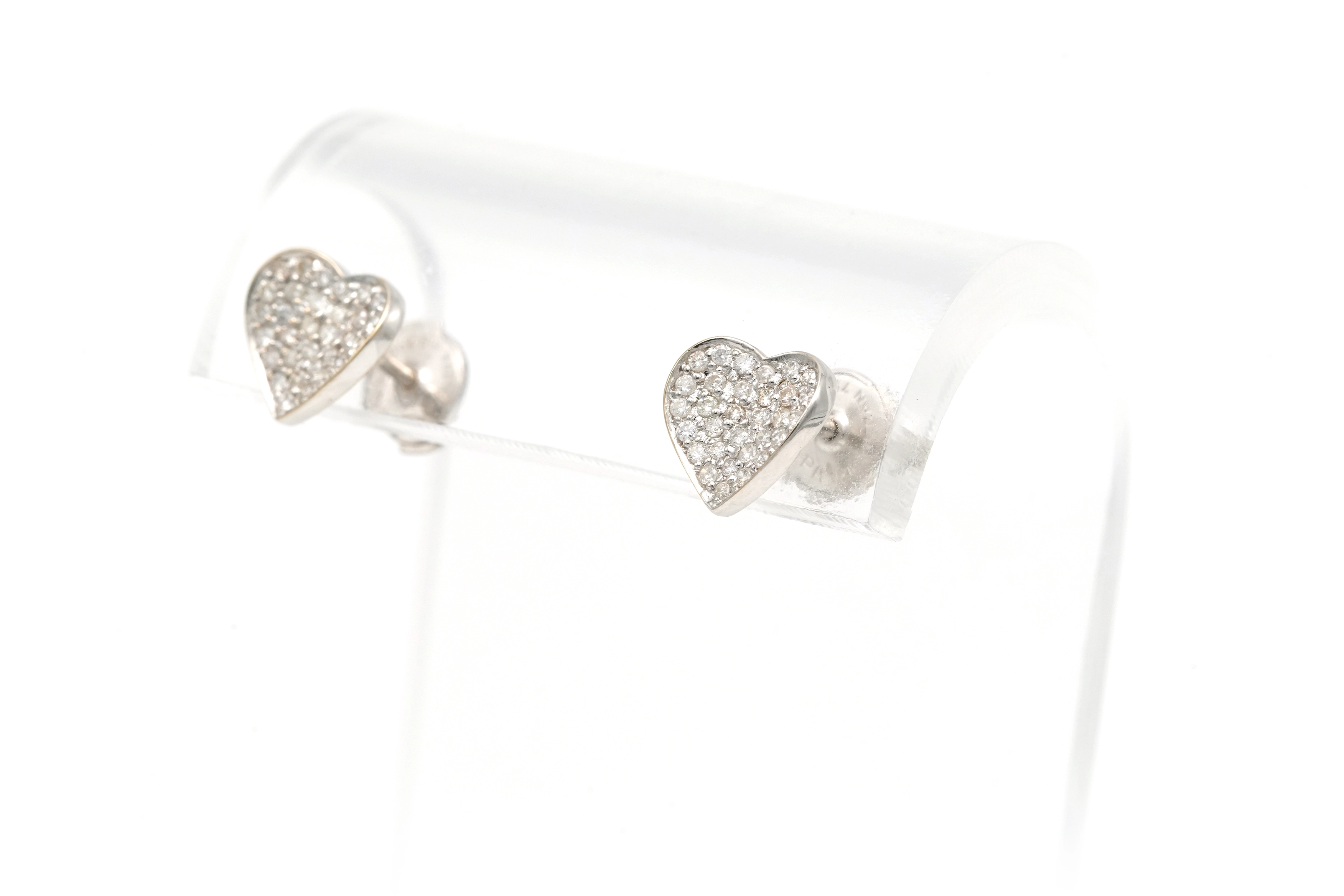 Boucles d'oreilles contemporaines en or blanc 18 carats serties de diamants "taille" brillant (+-0.31ct) - 5