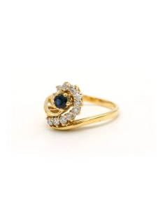 Bague contemporaine en or jaune 18 carats sertie d'un saphir et de diamants "taille" brillant (+-0.48ct) - 2