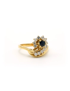 Bague contemporaine en or jaune 18 carats sertie d'un saphir et de diamants "taille" brillant (+-0.48ct) - 6