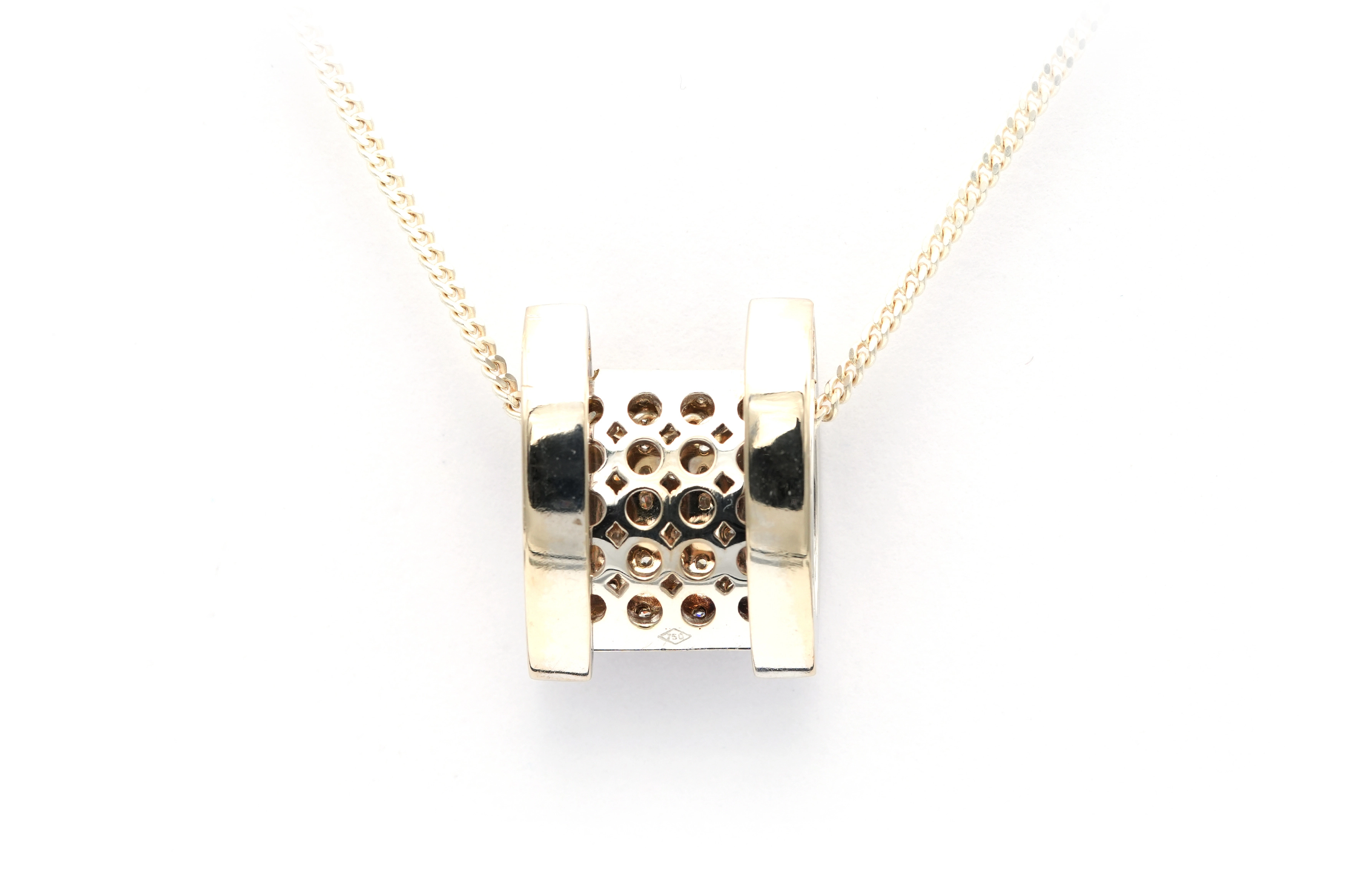 Pendentif contemporain en or blanc 18 carats serti de diamants "taille" brillant (+-0.465ct) - 4