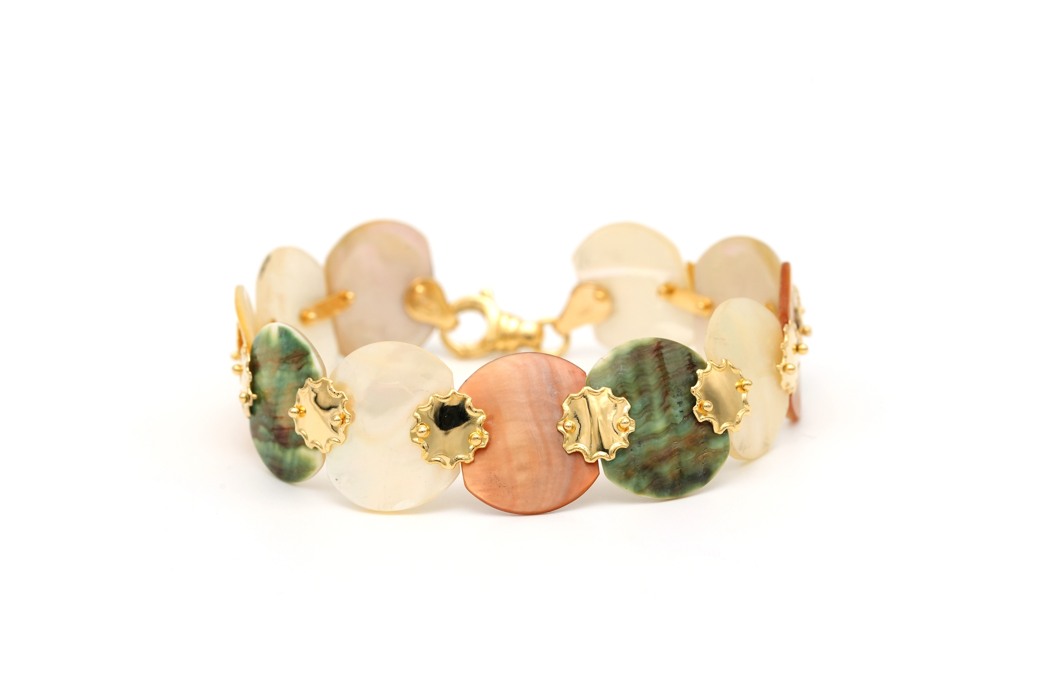 Bracelet Années 70 en or jaune 18 carats et nacre - - 2