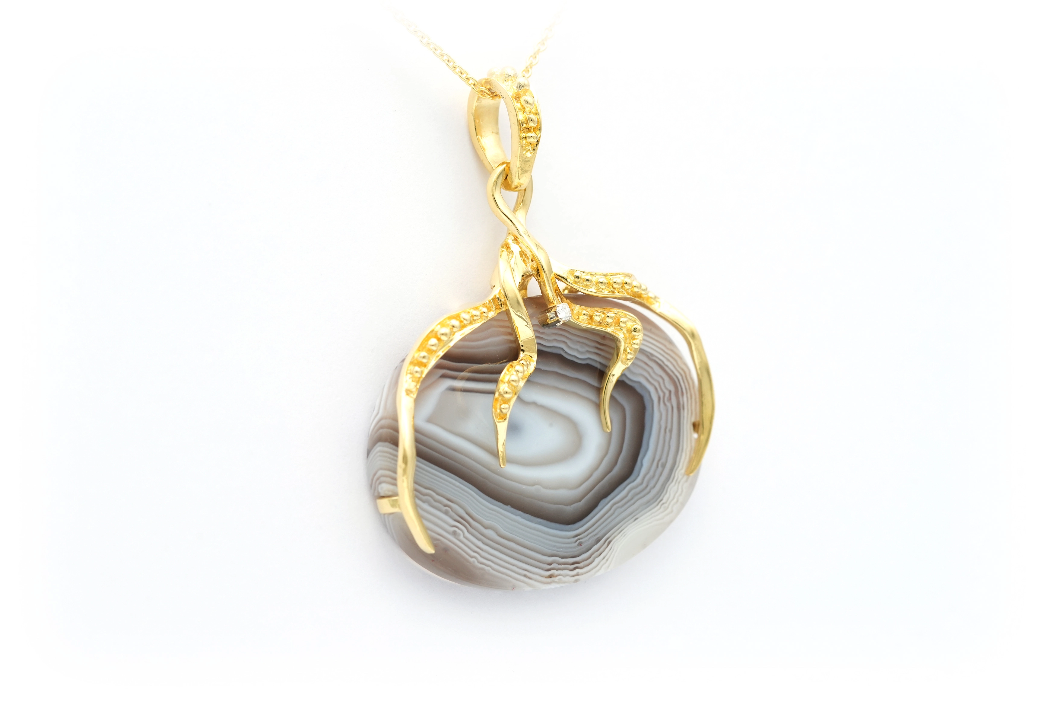Pendentif Années 70 en or jaune 18 carats serti d'une agate et d'un diamant "taille" brillant (+-0.025cts) - 3