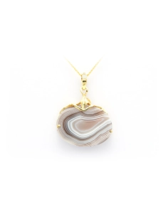Pendentif Années 70 en or jaune 18 carats serti d'une agate et d'un diamant "taille" brillant (+-0.025cts) - 4