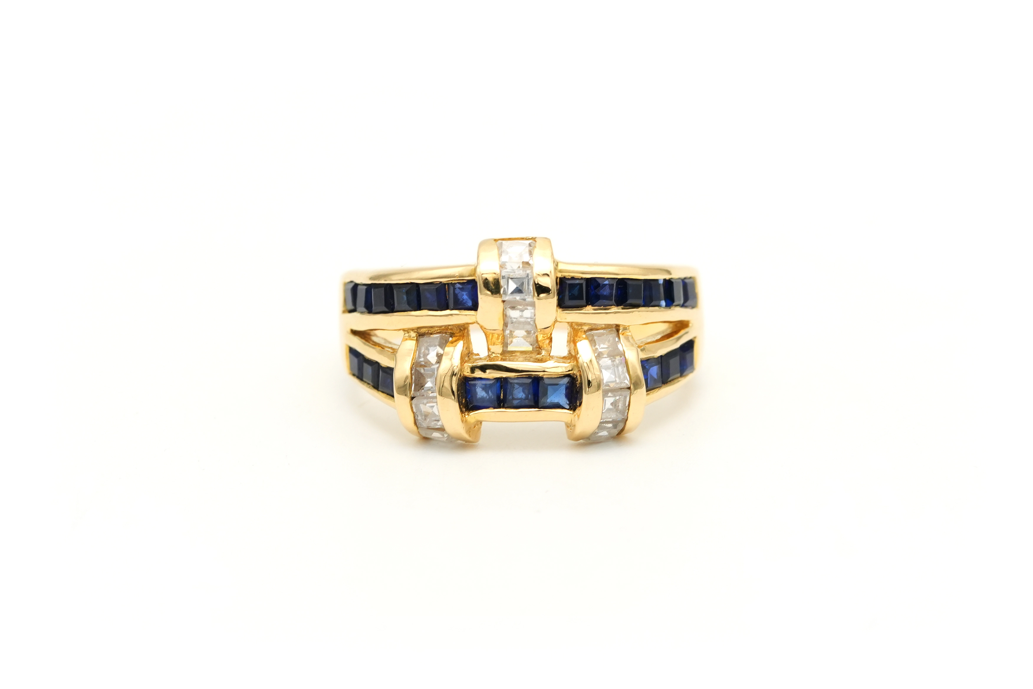 Bague contemporaine en or jaune 18 carats sertie de zirconiums et de saphirs - 1