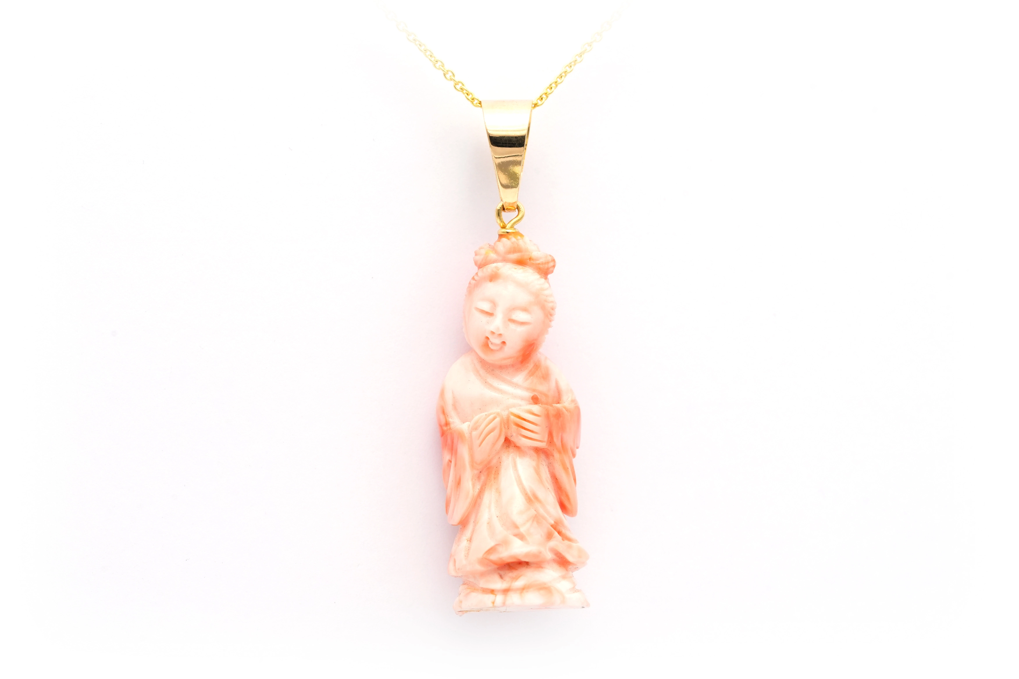 Pendentif asiatique 1950 en or jaune 18 carats et en corail - 1