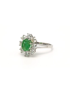 Bague Contemporaine en or blanc 18 carats sertie d'une émeraude et de diamants (+/- 1.40 ct) - 2