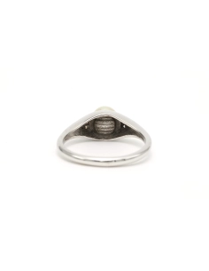 Bague Art Déco en or blanc 18 carats sertie d'une perle et de diamants - 4