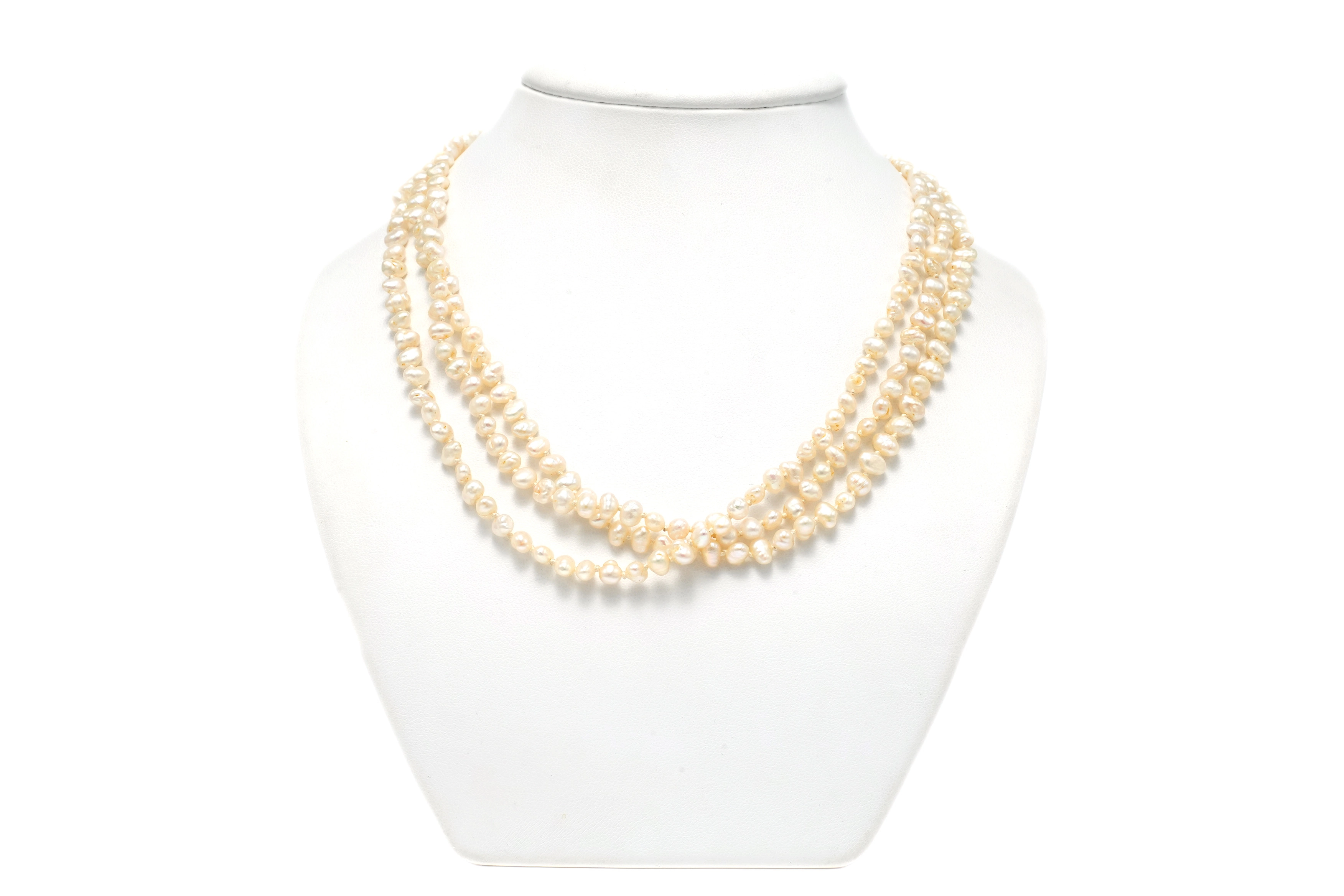 Collier Années 70 en or blanc 18 carats serti de perles et de rubis - 1