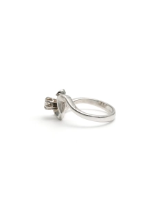 Bague Années 70 en or blanc 18 carats sertie d'un diamant "taille" brillant (+-0.07ct) - 3