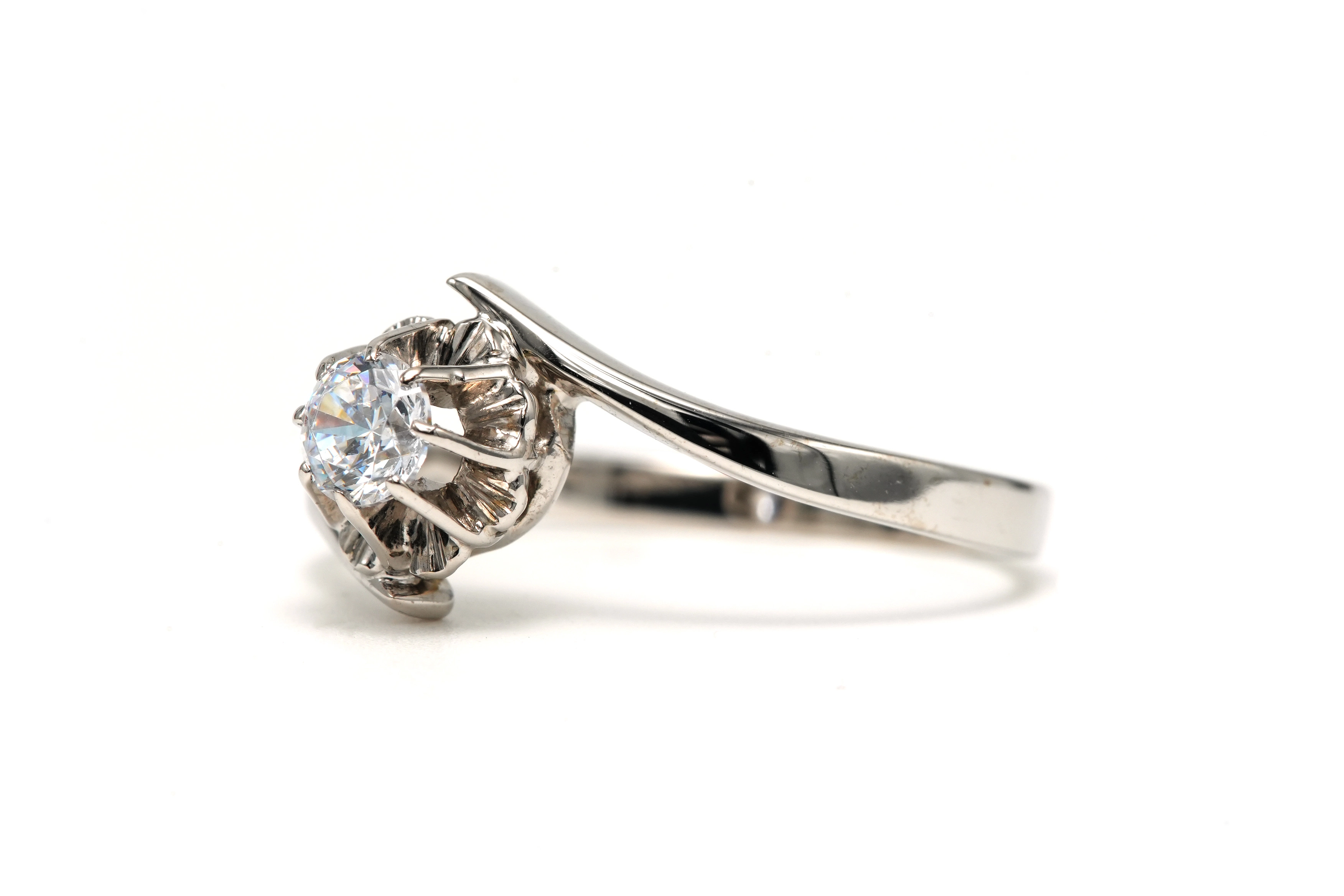 Bague Art Déco en or blanc 18 carats sertie d'un diamant "taille" brillant (+-0.23ct) - 2
