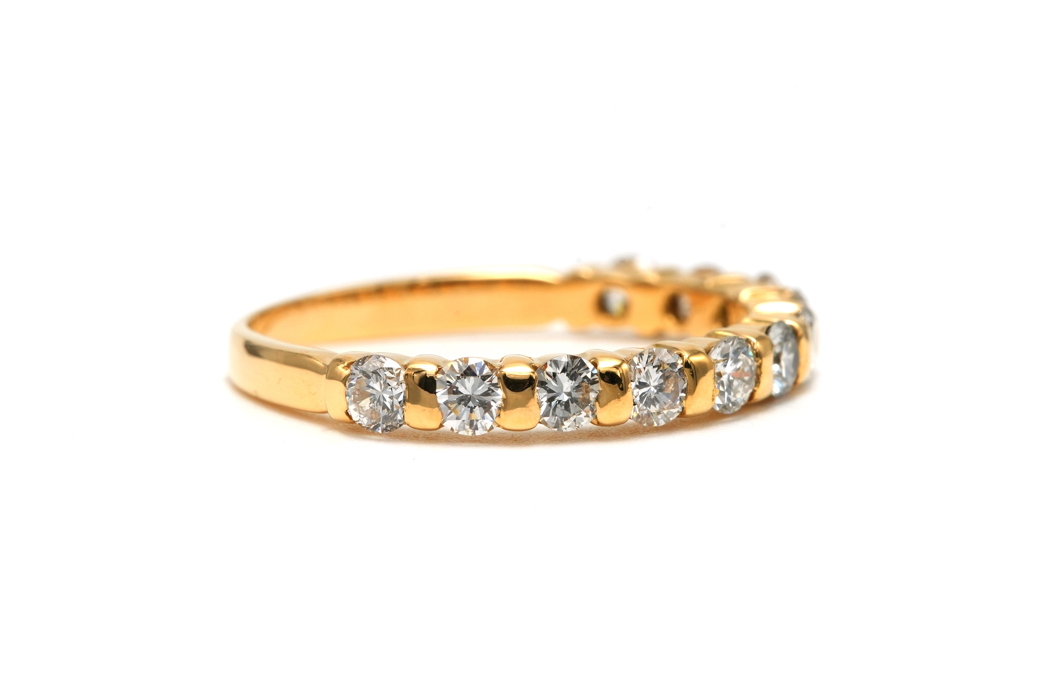 Alliance demi-américaine contemporaine en or jaune 18 carats sertie de diamants "taille" brillant (+-0.77ct) - 6