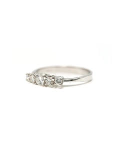 Bague contemporaine en or blanc 18 carats sertie de diamants "taille" brillant (+-0.48ct) - - 2
