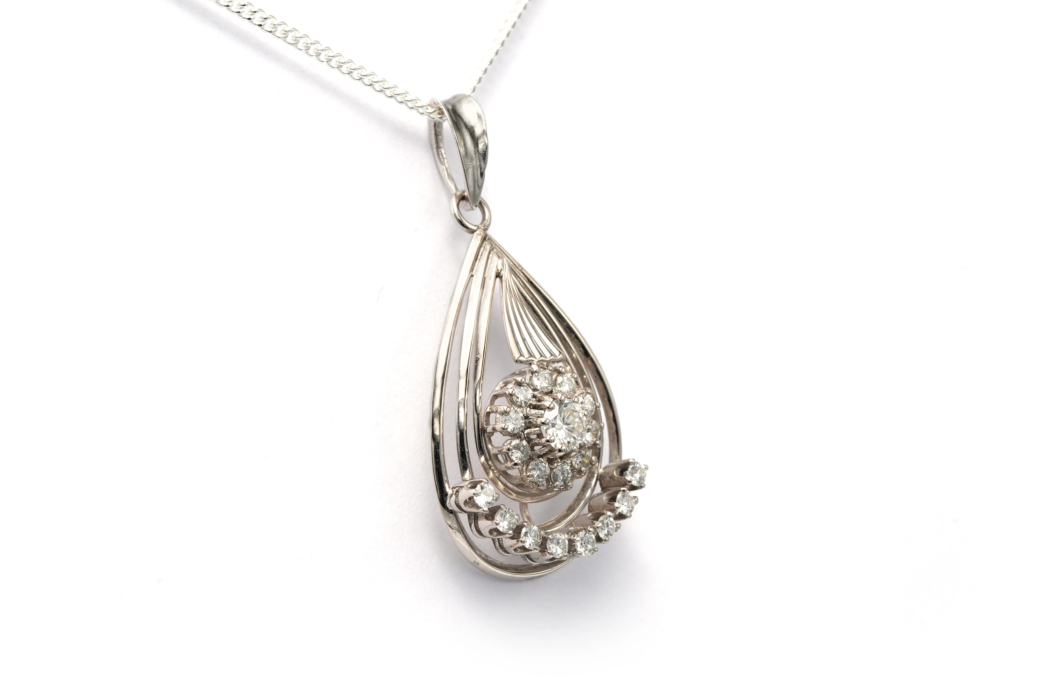 Pendentif Art Déco en or blanc 18 carats serti de diamants "taille" brillant (+-0.97ct) - - 3
