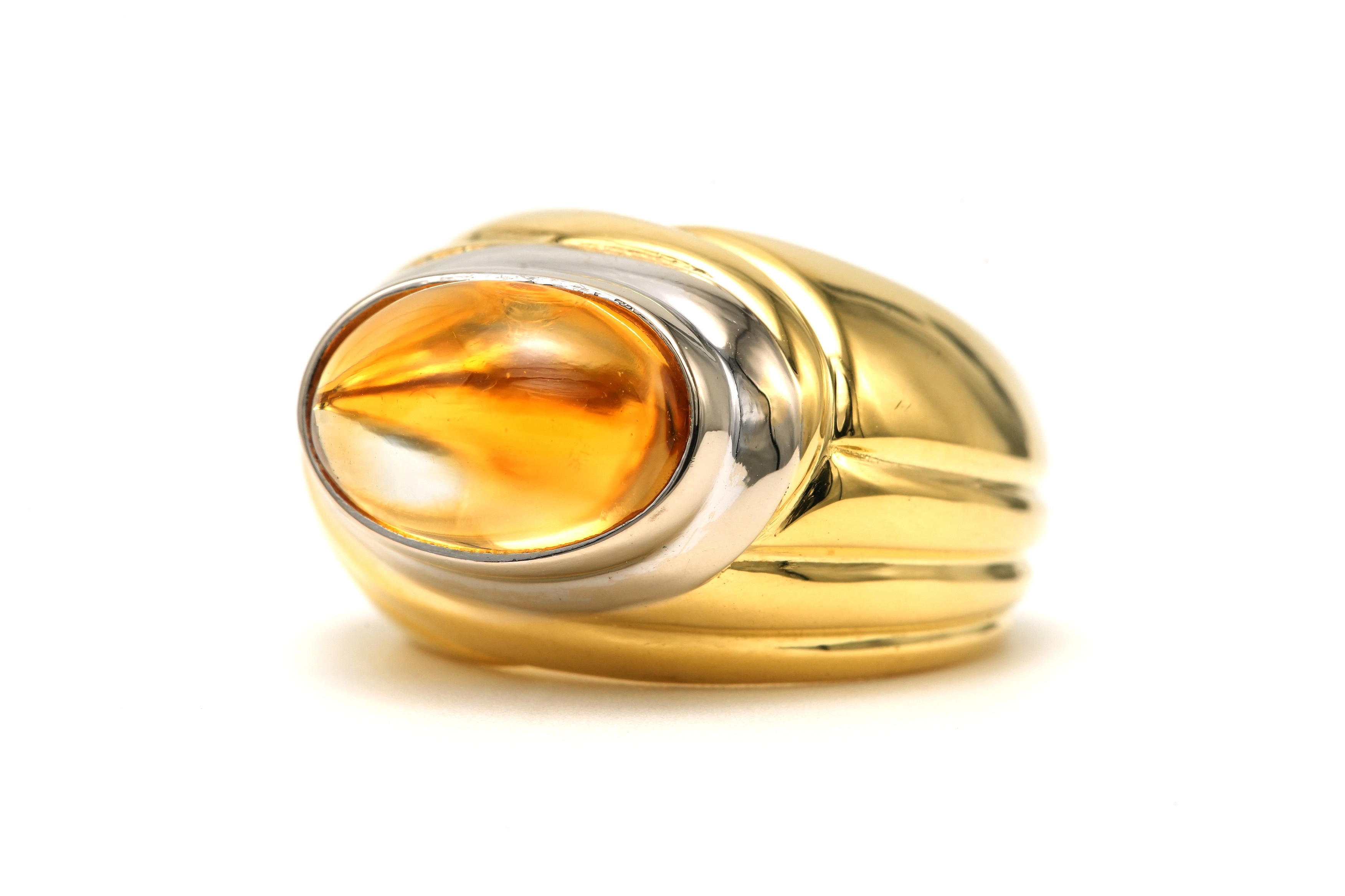 Bague Contemporaine en or jaune et blanc 18 carats sertie d'une citrine - 2