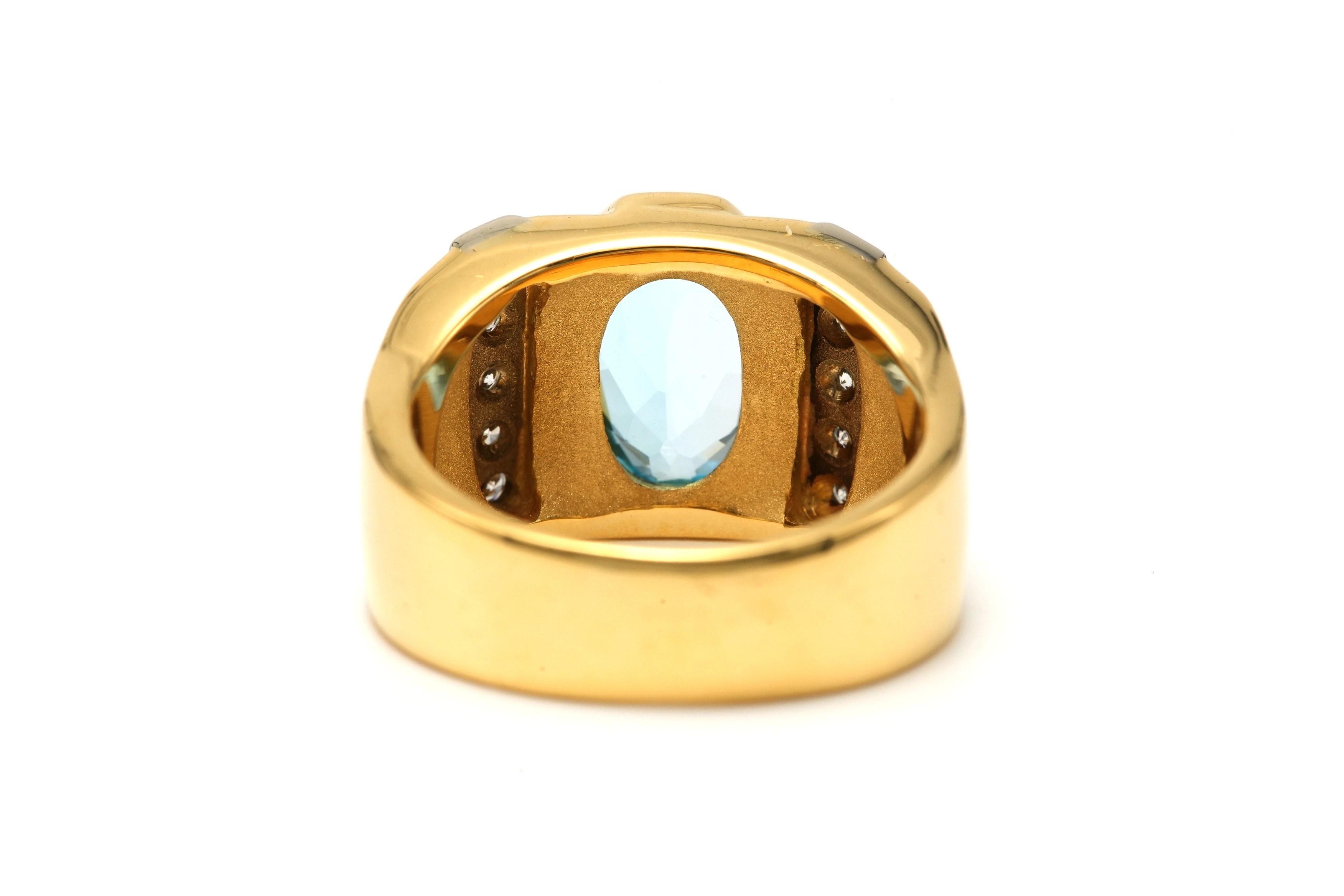 Bague "MANFREDI" contemporaine en or jaune 18 carats sertie d'une topaze et de diamants "taille" brillant (+-0.1ct) - 4