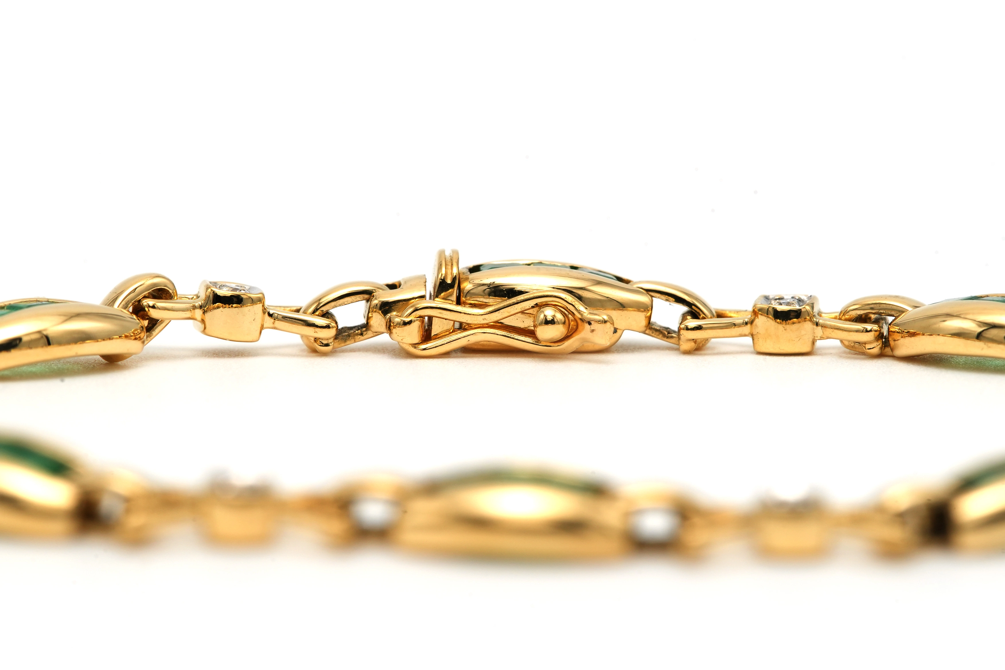 Bracelet contemporain en or jaune 18 carats serti d'émeraudes et de diamants "taille" brillant (+-0.112ct) - - 3