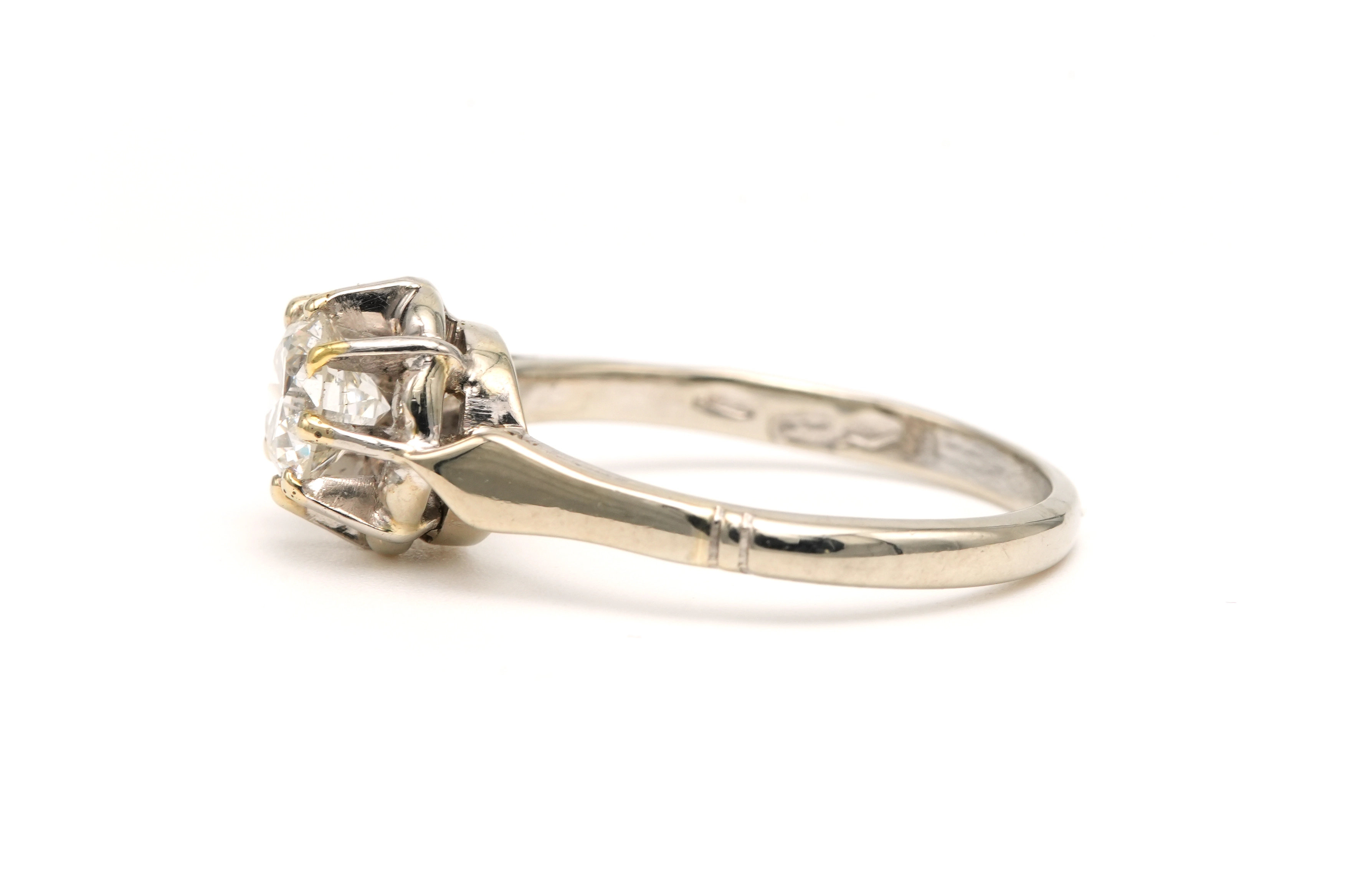 Solitaire Contemporain en or blanc 18 carats serti d'un diamant (+/- 0.60ct) - - 3