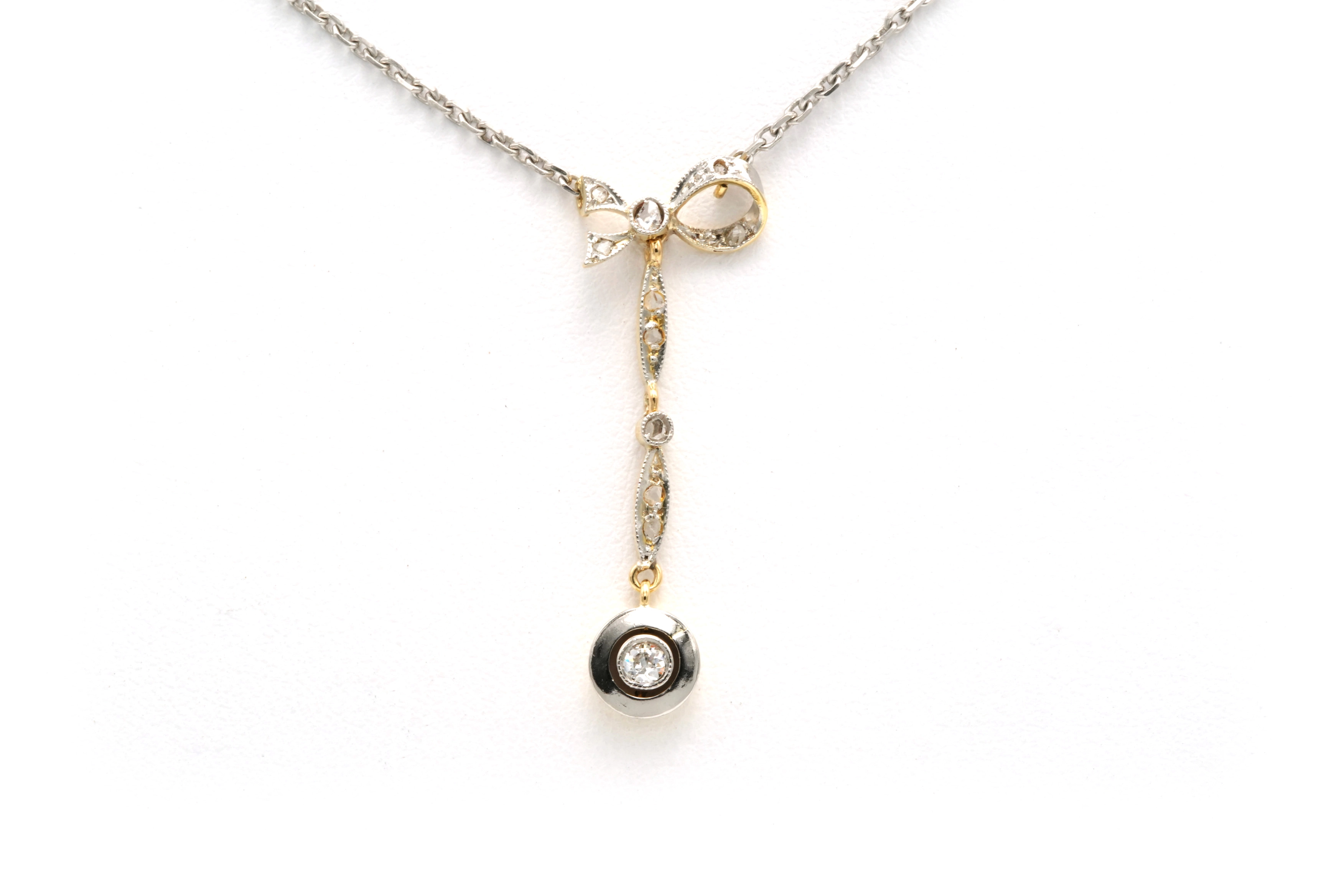 Collier Art Nouveau en or blanc 18 carats, argent et diamants "taille" brillant et "taille" rose (+-0.05ct) - - 1