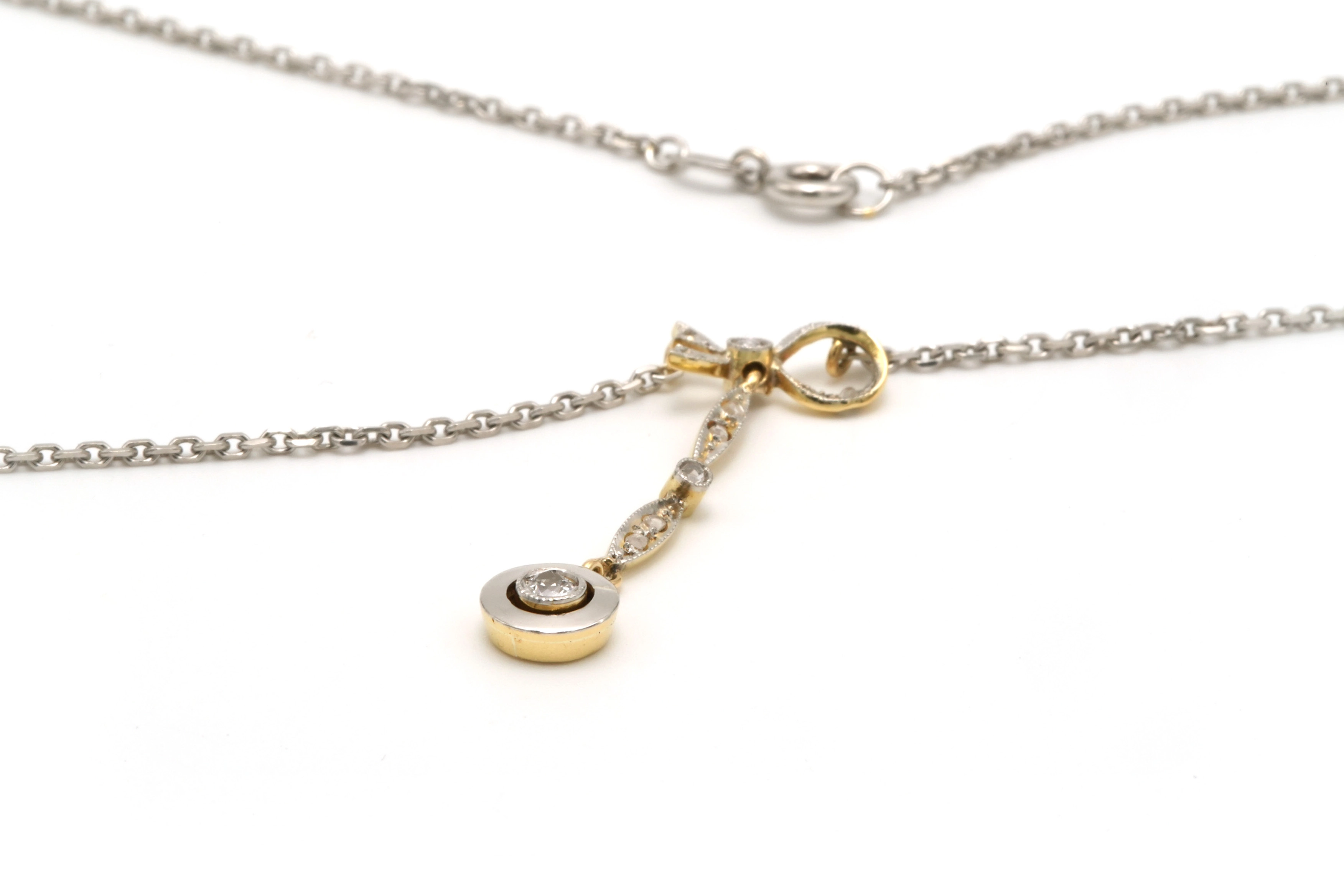 Collier Art Nouveau en or blanc 18 carats, argent et diamants "taille" brillant et "taille" rose (+-0.05ct) - 7