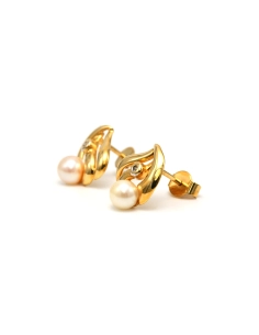 Boucles d'oreilles contemporaines en or jaune 18 carats serties de perles et de diamants "taille" brillant (+-0.01ct) - 3