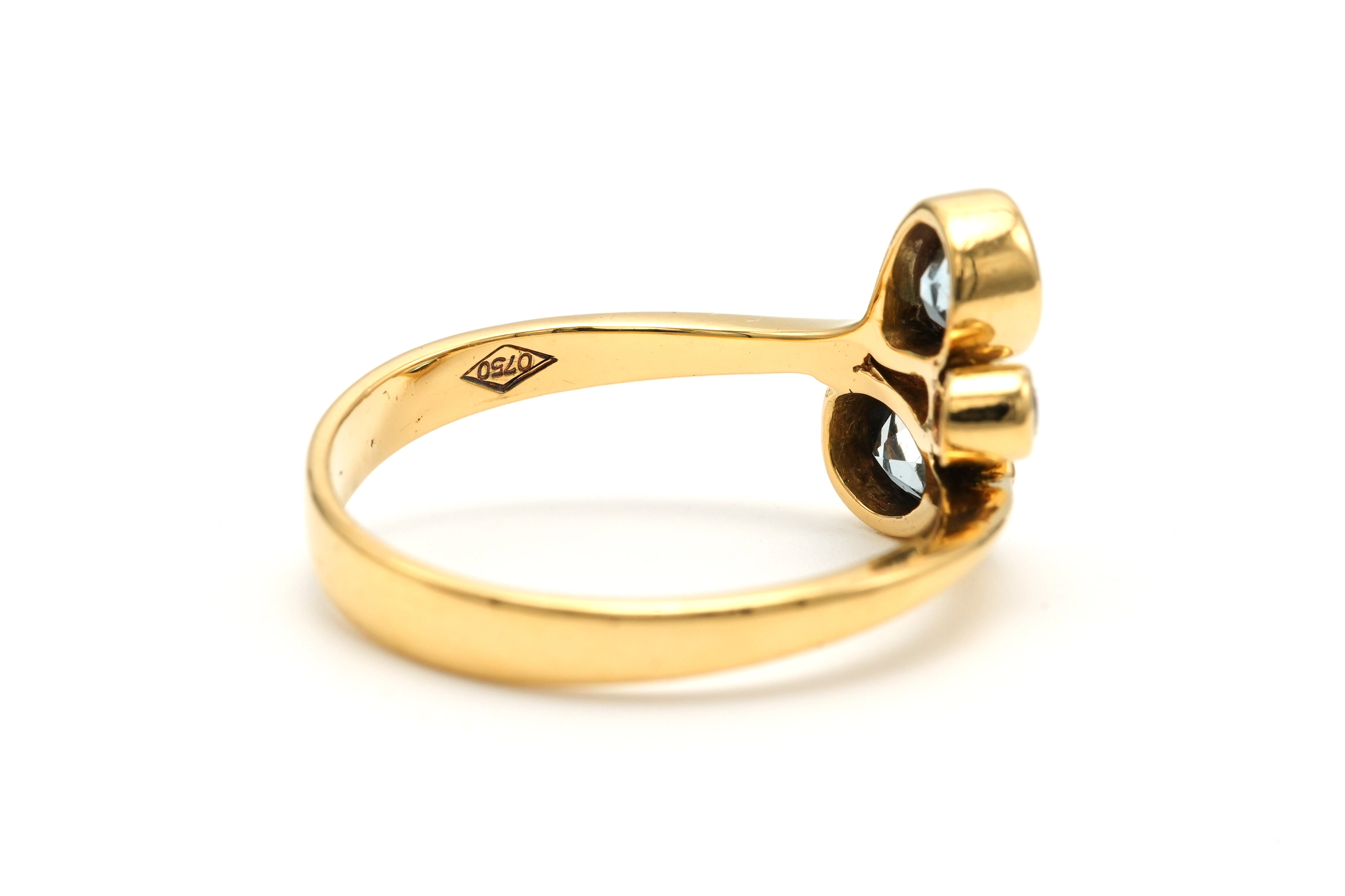 Bague contemporaine en or jaune 18 carats sertie de topazes et de diamants "taille" brillant (+-0.035ct) - - 5