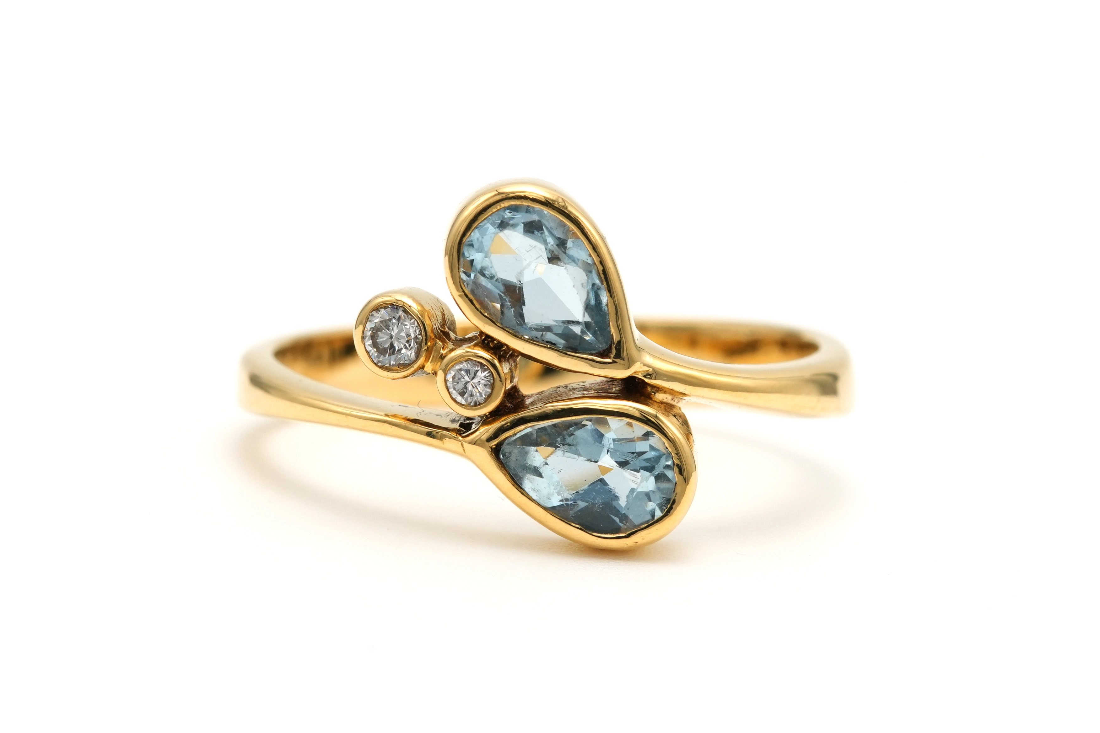 Bague contemporaine en or jaune 18 carats sertie de topazes et de diamants "taille" brillant (+-0.035ct) - - 1