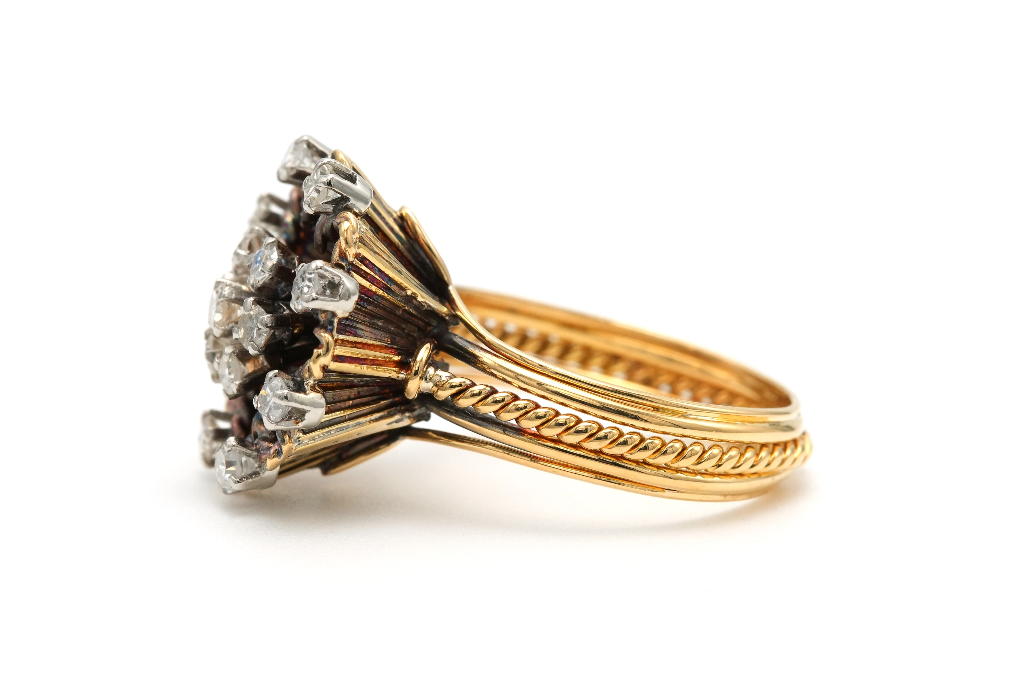 Bague Années 50 en or jaune 18 carats sertie de diamants "taille" brillant (+-0.45ct) - 3