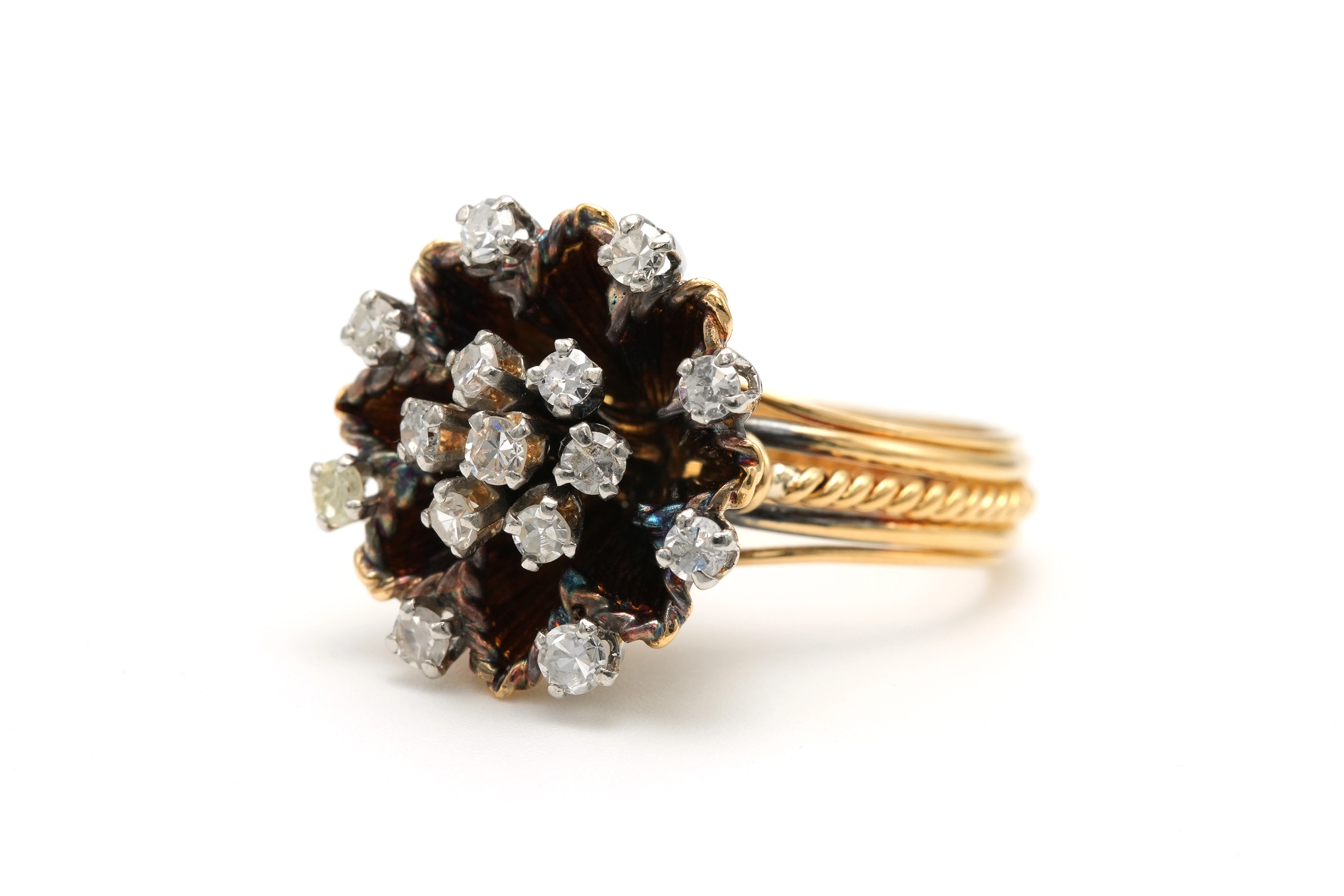 Bague Années 50 en or jaune 18 carats sertie de diamants "taille" brillant (+-0.45ct) - 2