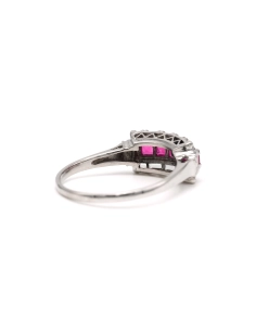 Bague Art Déco en or blanc 14 carats sertie de rubis de synthèse et de zirconiums - - 5