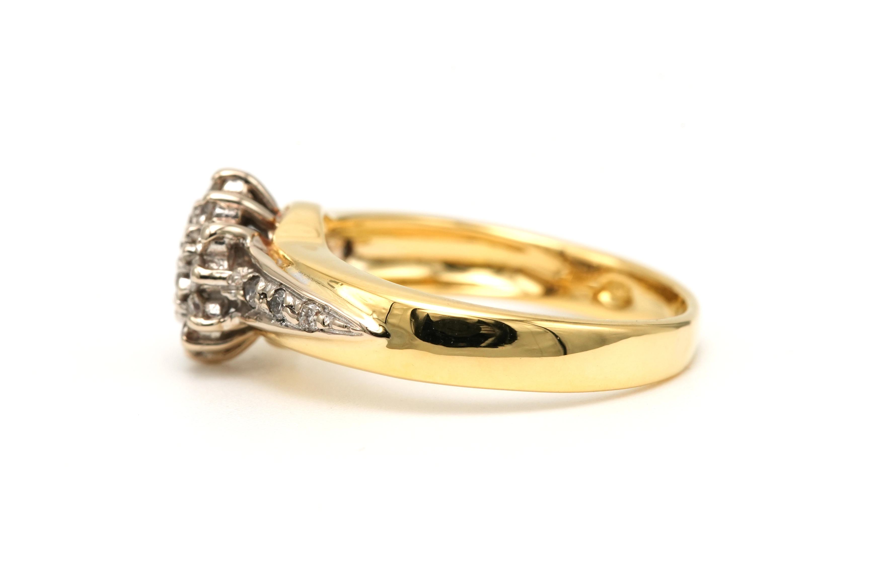 Bague contemporaine en or jaune 18 carats sertie de diamants "taille" brillant (+-0.25ct) - 3