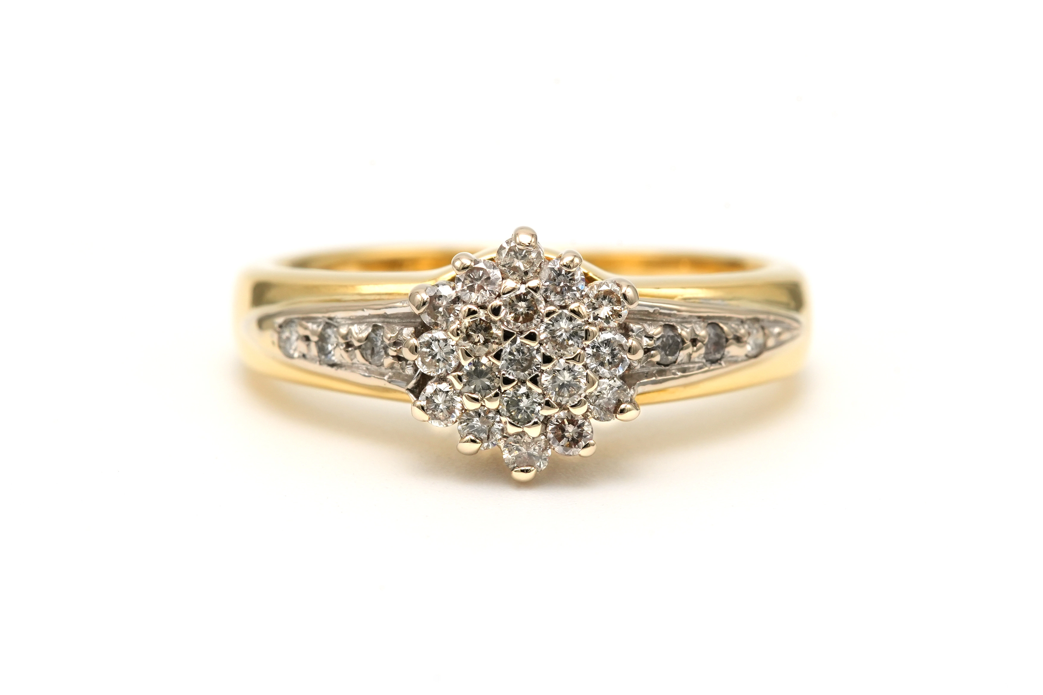 Bague contemporaine en or jaune 18 carats sertie de diamants "taille" brillant (+-0.25ct) - - 1