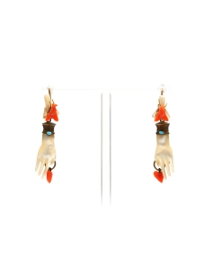 Boucles d'oreilles Napoléon III en argent serties de nacre, de turquoises et de corail