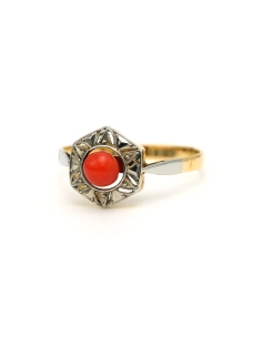 Bague Art Déco en or jaune et blanc 18 carats sertie de corail - 2