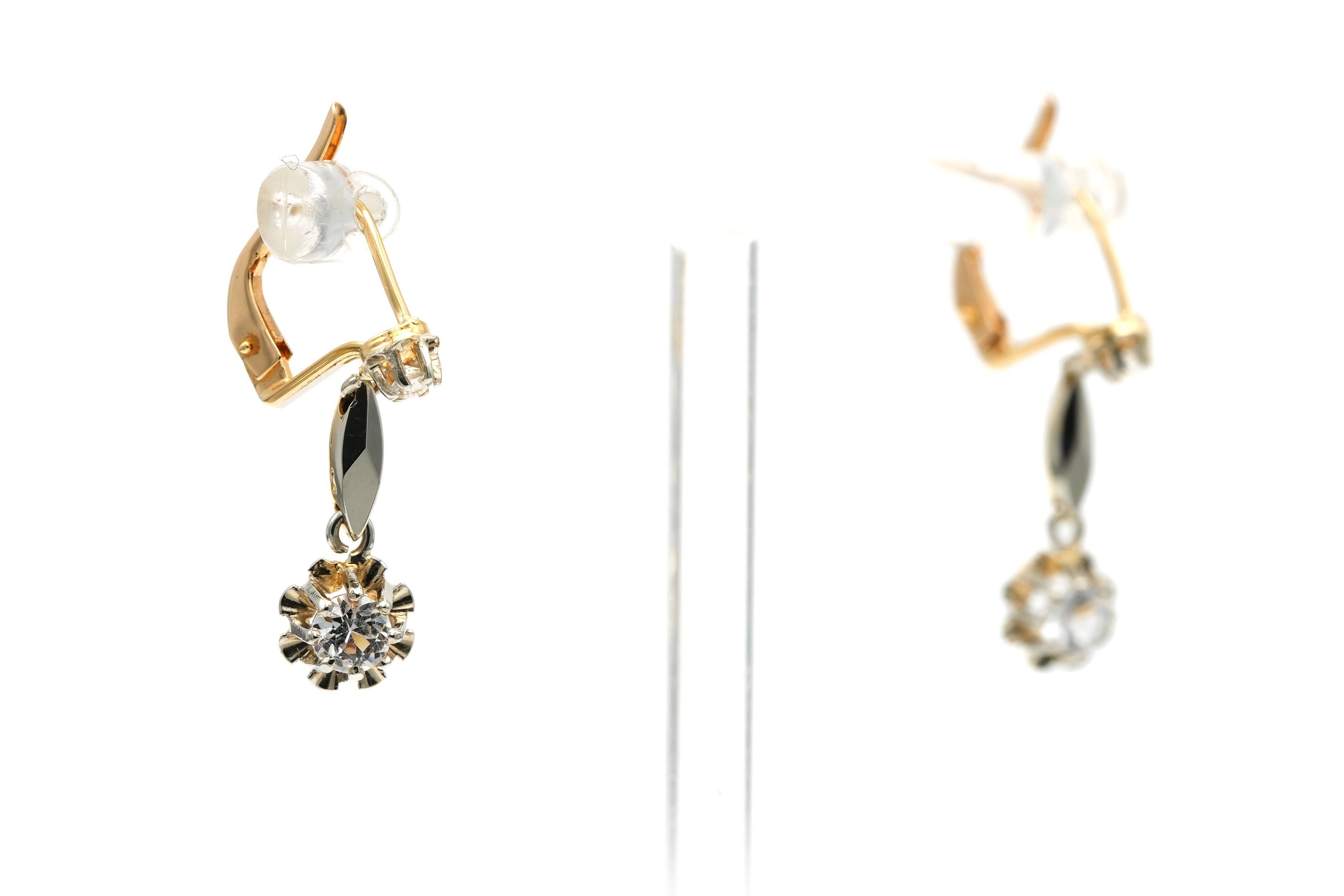 Boucles d'oreilles Art Déco en or jaune 18 carats serties de saphirs blancs - - 1