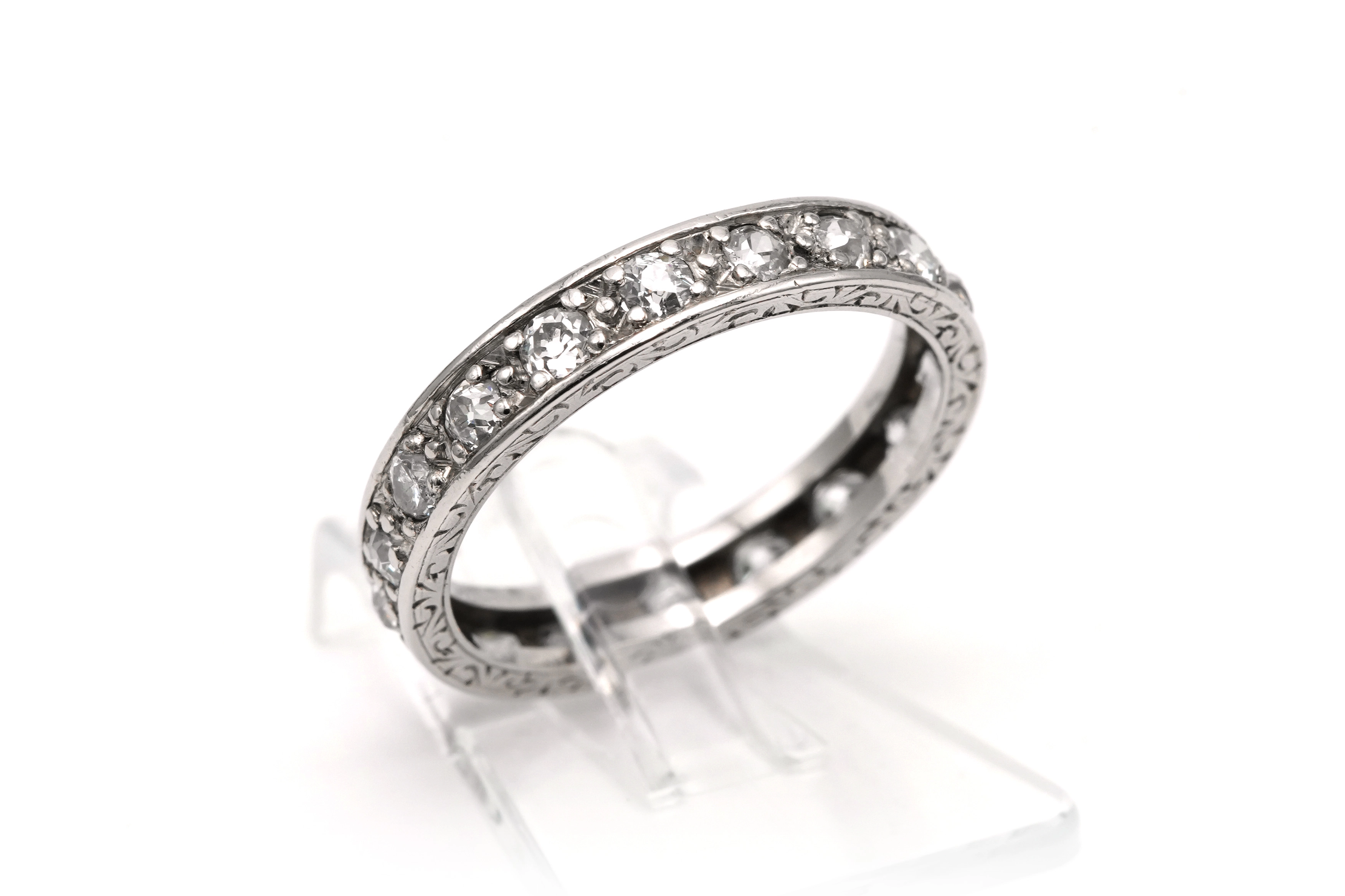 Bague Art Déco en or blanc 18 carats sertie de diamants old cut - - 6
