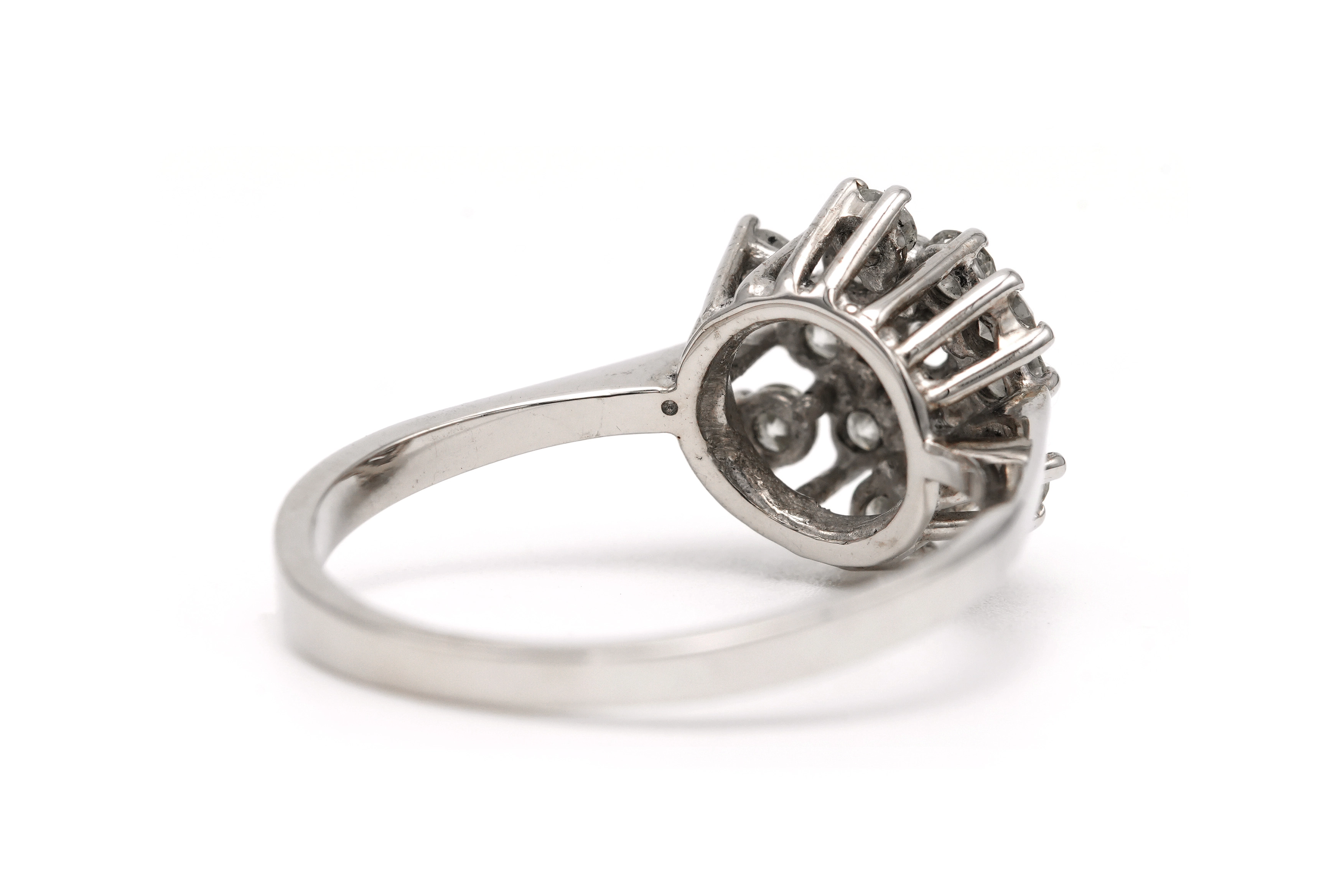 Bague contemporaine en or blanc 18 carats sertie de diamants "taille" brillant (+-0.56ct) - - 5