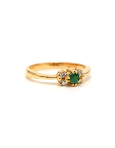 Bague contemporaine en or jaune 18 carats sertie d'une émeraude et de diamants "taille" brillant (+-0.056ct) - 6