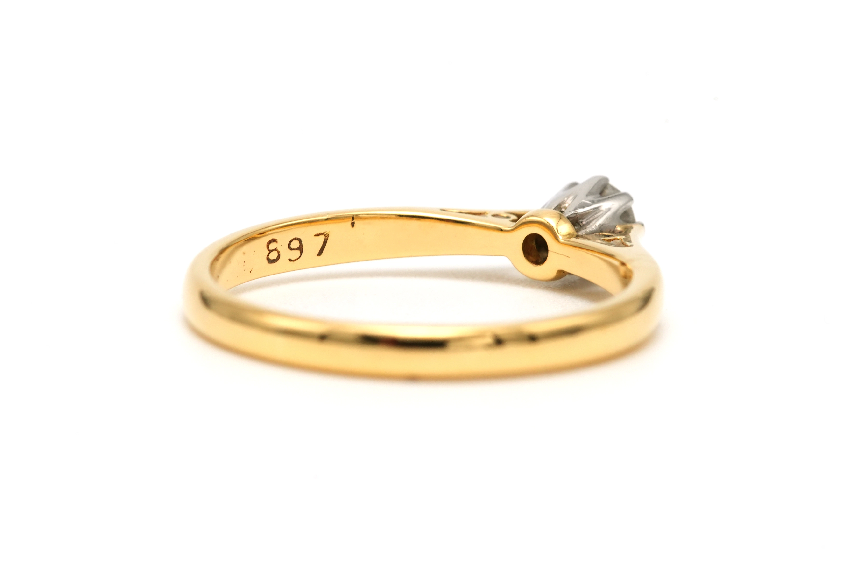 Solitaire contemporain en or jaune et blanc 18 carats serti d'un diamant "taille" brillant (+-0.14ct) - - 5