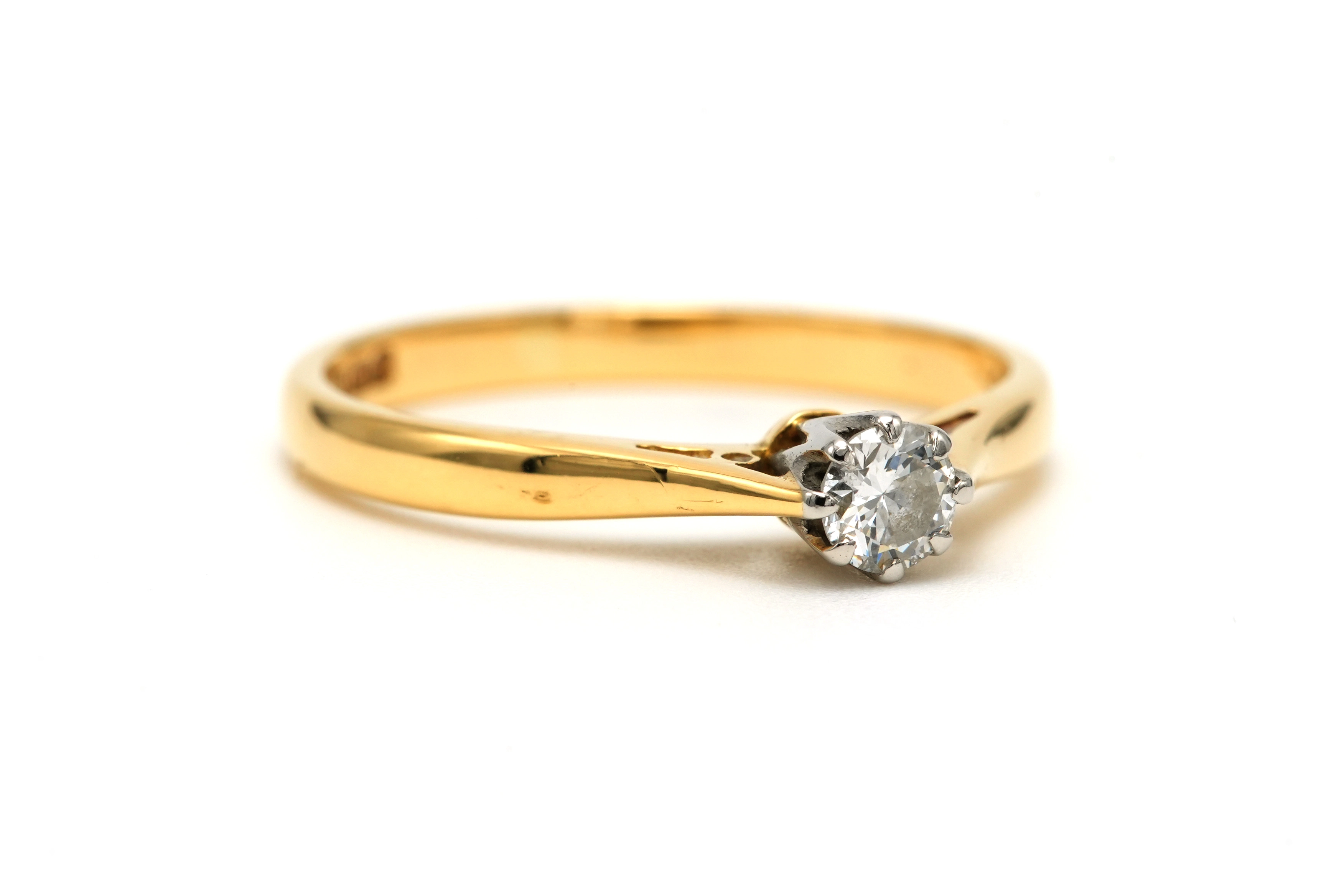 Solitaire contemporain en or jaune et blanc 18 carats serti d'un diamant "taille" brillant (+-0.14ct) - - 6