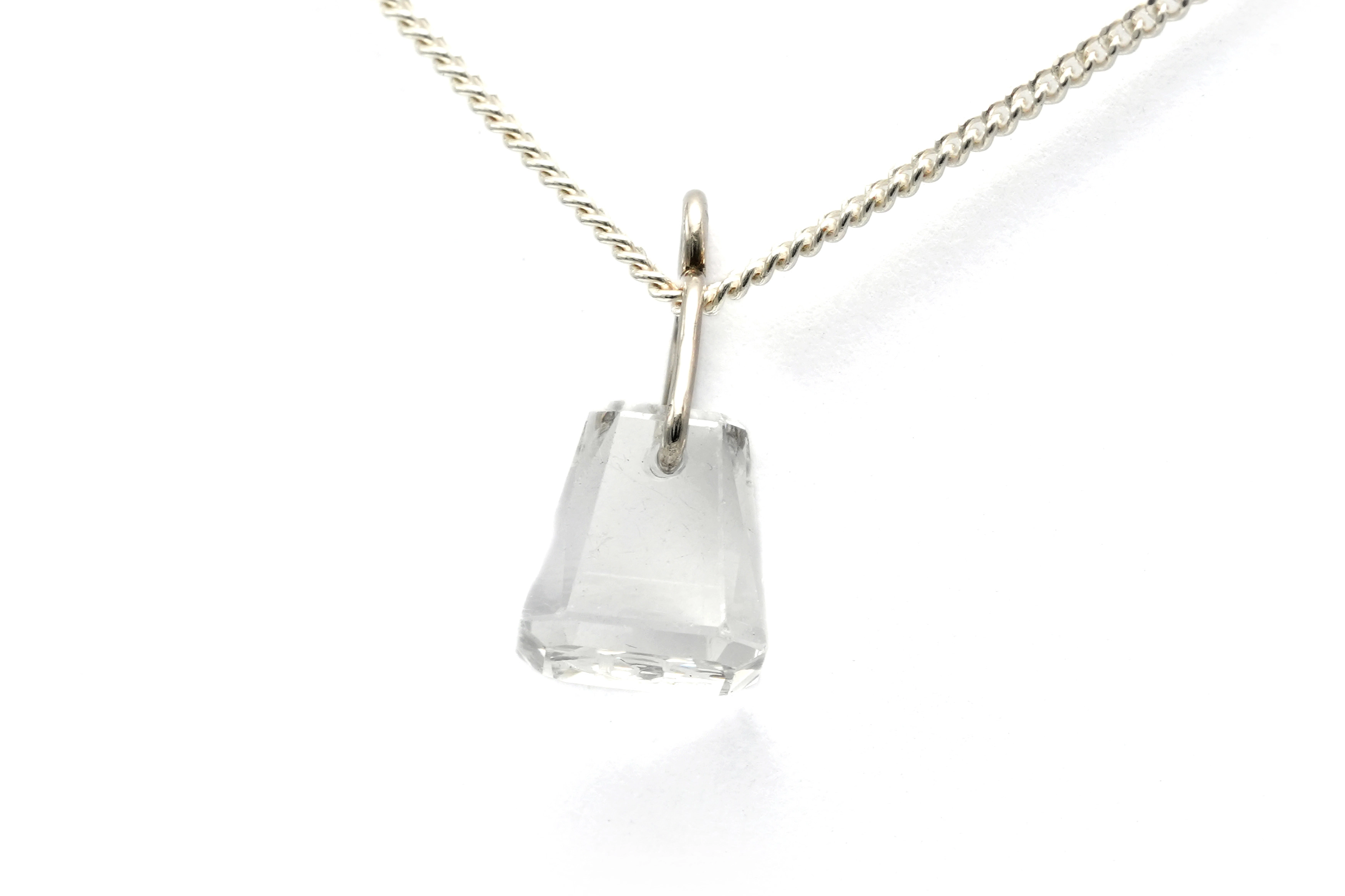 Pendentif Napoléon III en argent serti d'un cristal de roche